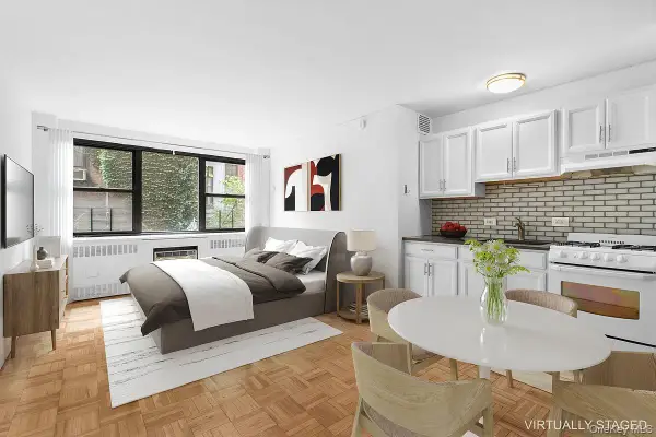 110 E 36th Street #1E, New York (Manhattan), NY 10016