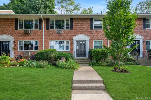 35U Madison Park Gardens #35U, Port Washington, NY 11050