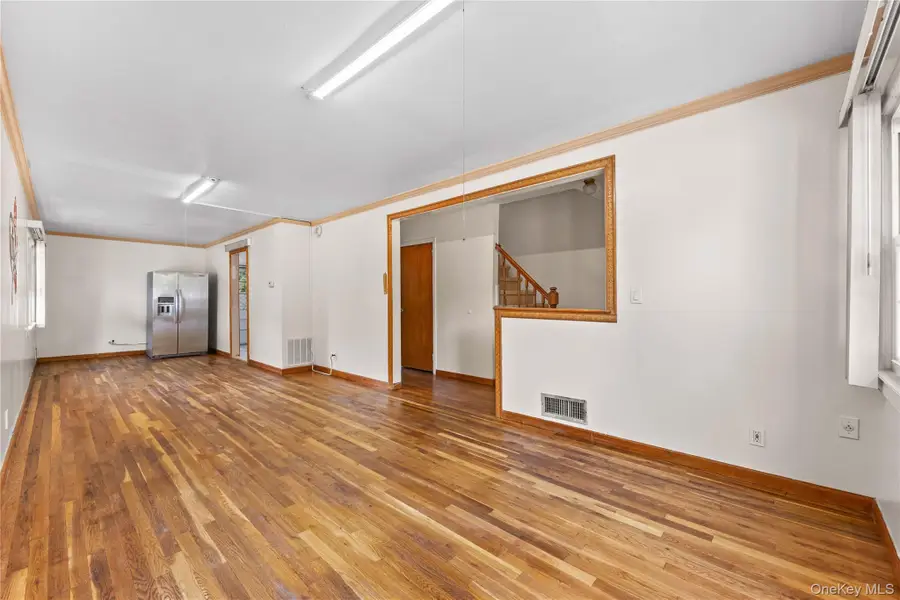 142-10 Oak Avenue, Flushing, NY 11355 - #3