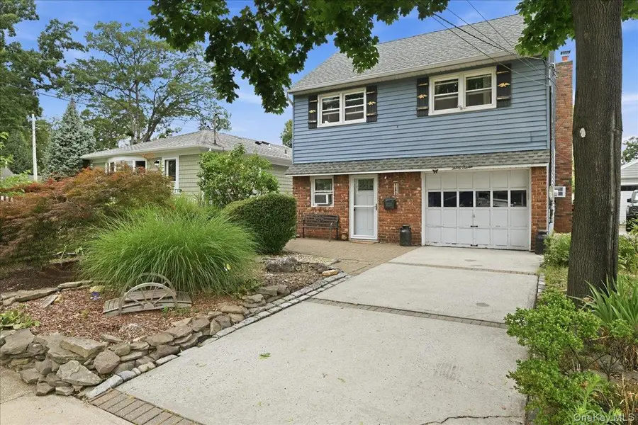 37 Cherry Street, Massapequa, NY 11758 - #2