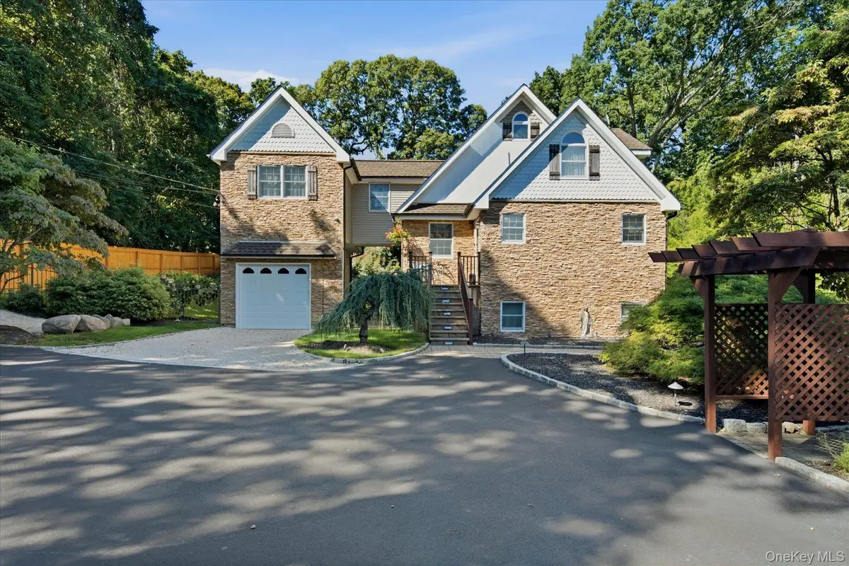 24 Sylvan Lane, Miller Place, NY 11764 - #1