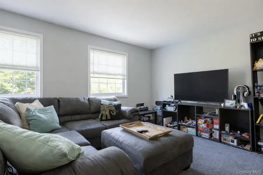 460 Old Town Road #24-O, East Setauket, NY 11776 - #3