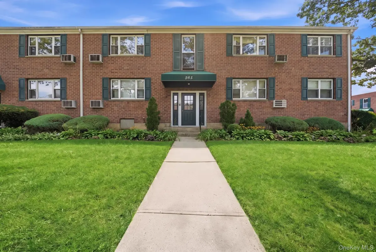 985 Fenwood #3, Valley Stream, NY 11580 - #1