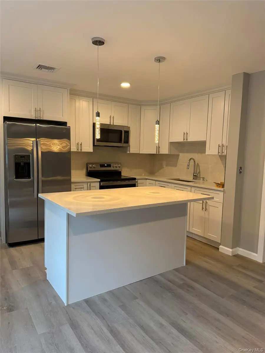 21 Astoria Road, Mastic Beach, NY 11951 - #2