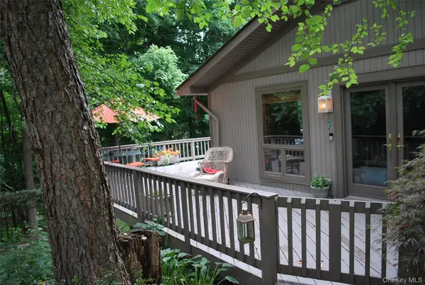 7 Abbey Road, Warwick, NY 10990