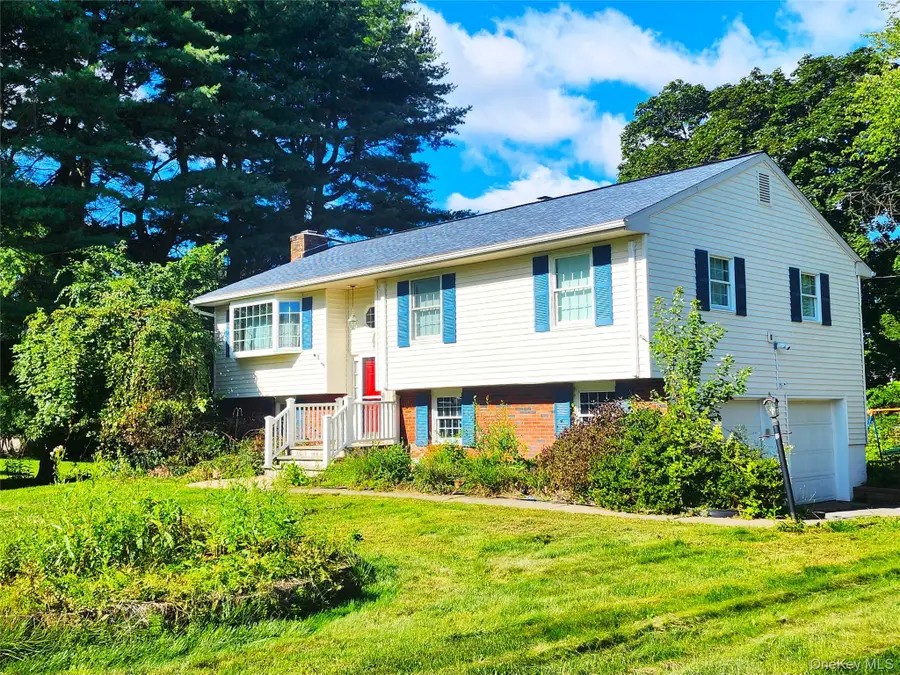 102 Meadow Lane, Poughkeepsie, NY 12603 - #2