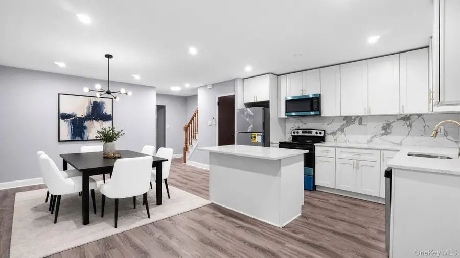 806 E 227th Street, Bronx, NY 10466 - #3
