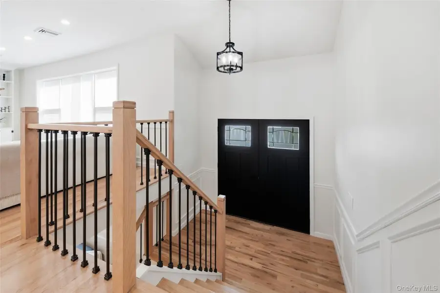 16 Merritt, Massapequa, NY 11758 - #2