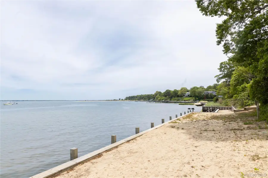 6 Bay View Drive, Hampton Bays, NY 11946 - #3