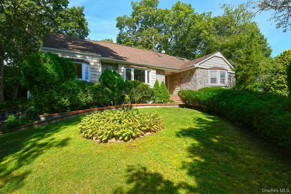 4 Village Hill Drive, Dix Hills, NY 11746
