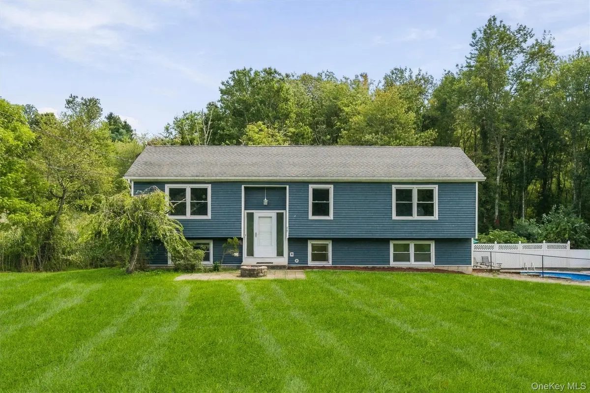 77 Robin Drive, Carmel, NY 10512 - #1