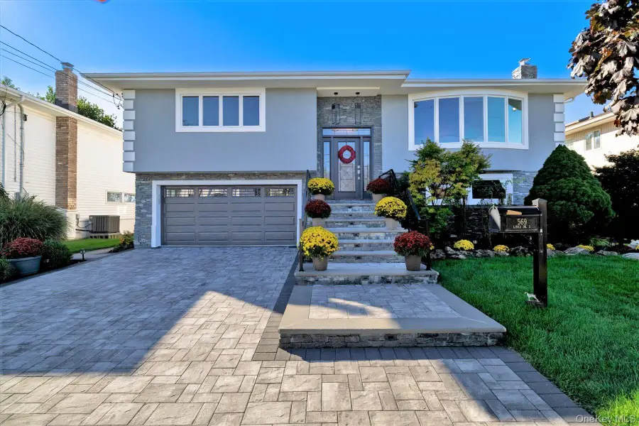 569 Links Drive S, Oceanside, NY 11572 - #2