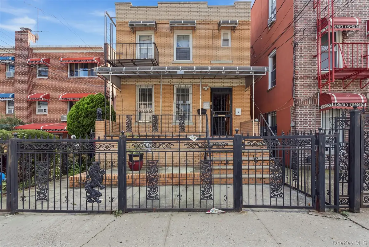 1038 E 224th Street, Bronx, NY 10466 - #1
