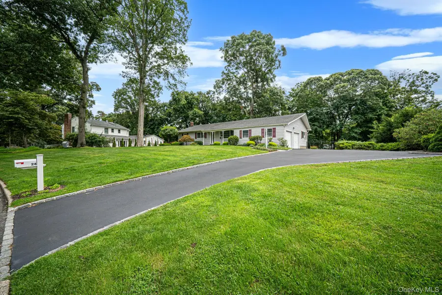 24 Spruce Street, Smithtown, NY 11787 - #3