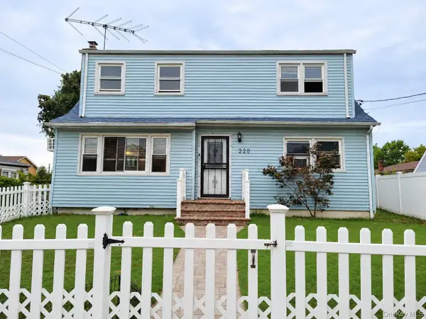 220 Lehrer Avenue, Elmont, NY 11003