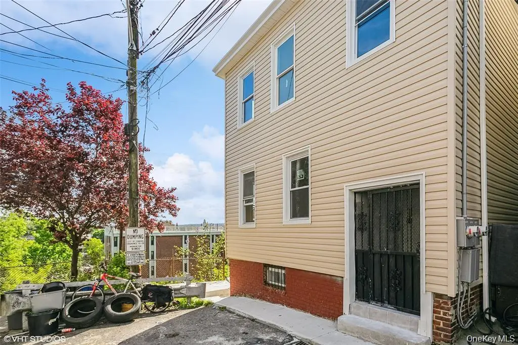 15 Stewart Place, Yonkers, NY 10701 - #1