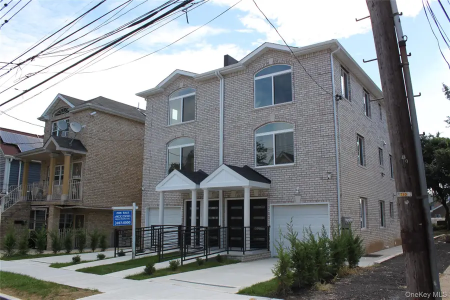 14516 106th Avenue, Jamaica, NY 11435 - #3