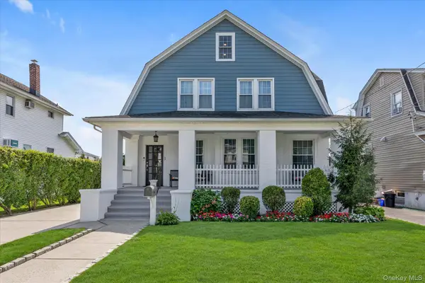 33 Adams Street, East Rockaway, NY 11518
