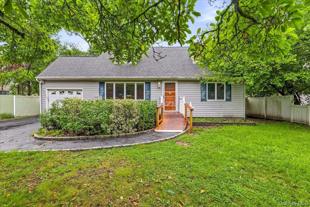 80 Ackerly Lane, Ronkonkoma, NY 11779 - #1