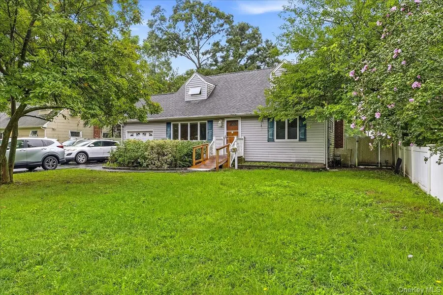 80 Ackerly Lane, Ronkonkoma, NY 11779 - #2