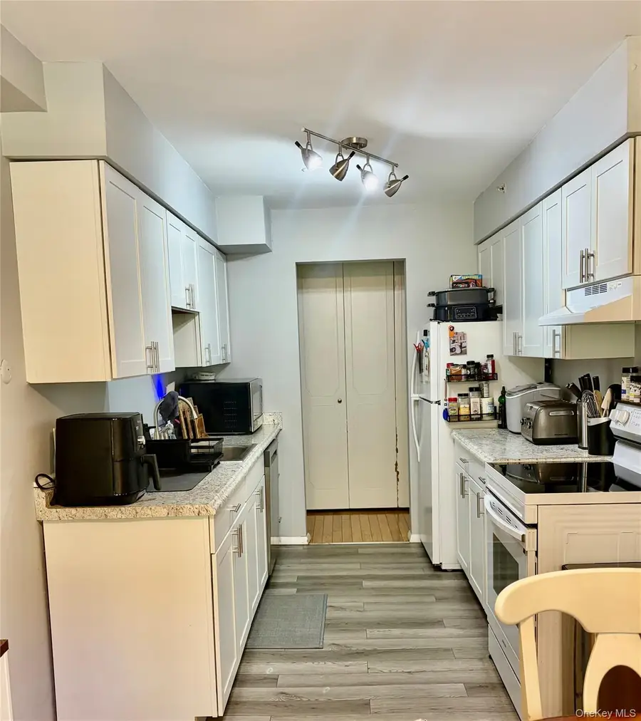 10 Oakwood Terrace #115, New Windsor, NY 12553 - #2