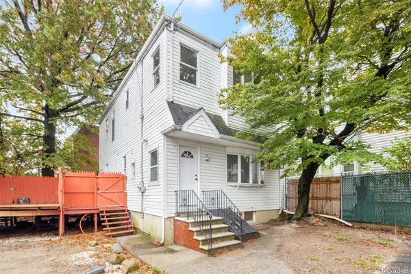 6626 53rd Road, Maspeth, NY 11378