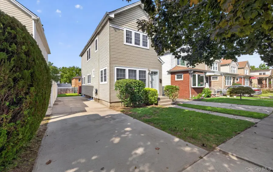 8548 257th Street, Floral Park, NY 11001 - #2