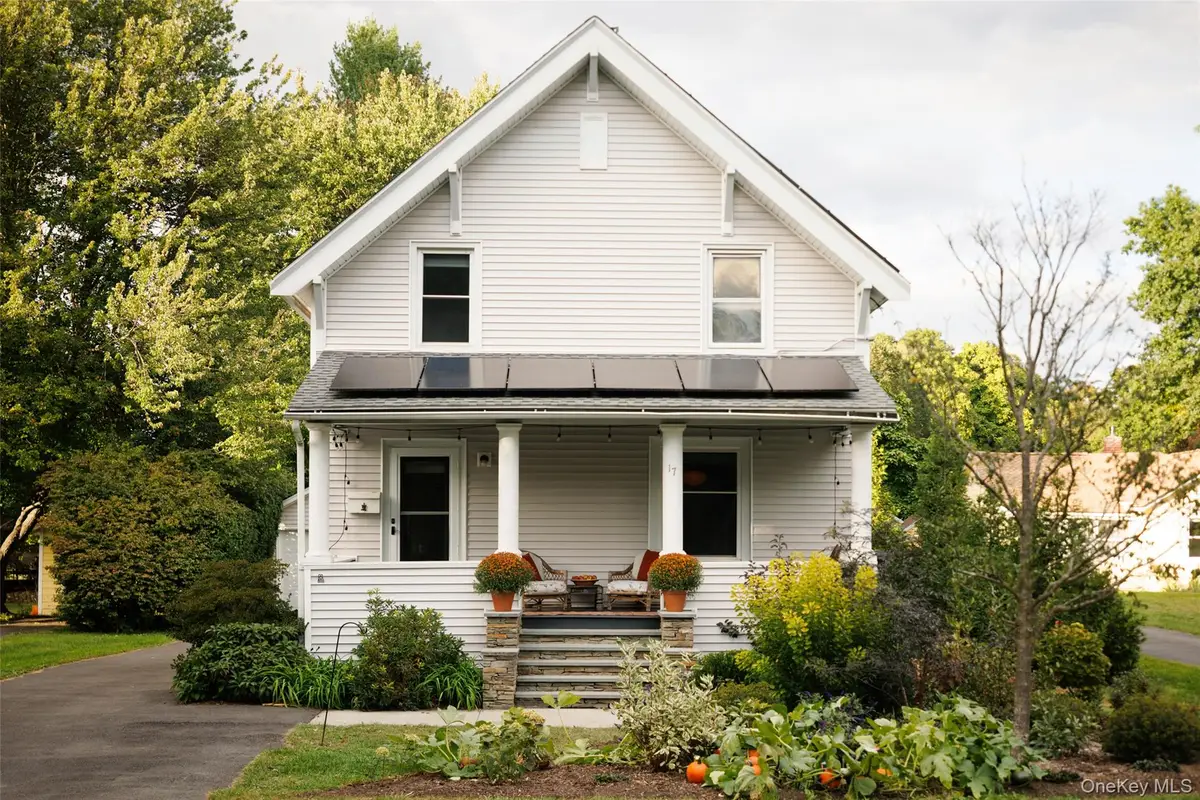 17 Garden Street, Red Hook, NY 12571 - #1