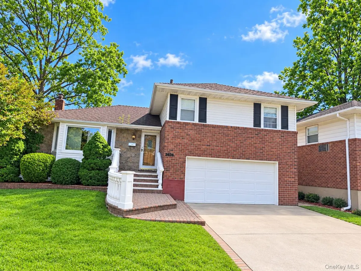 950 Linkwood Drive, Baldwin, NY 11510 - #1