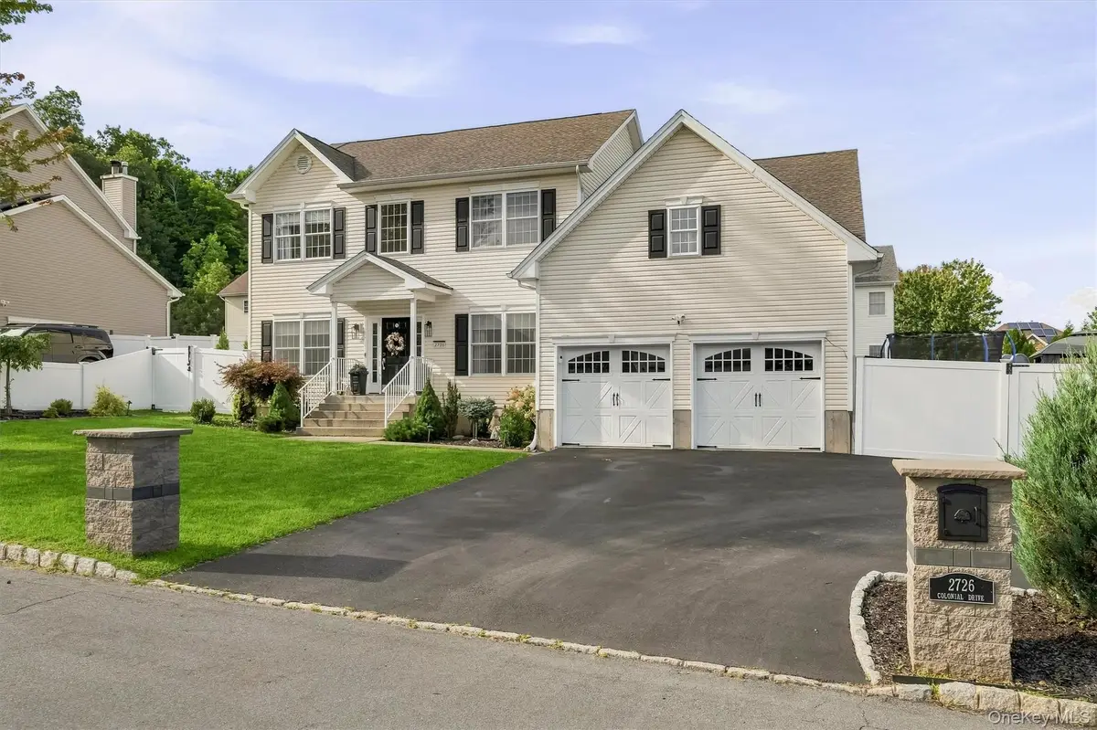 2726 Colonial Drive, New Windsor, NY 12553 - #1