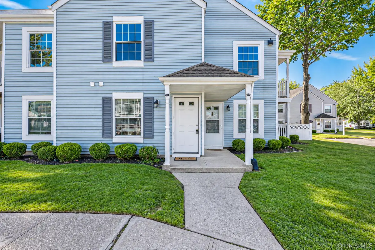 147 Fairview Circle #147, Middle Island, NY 11953 - #1