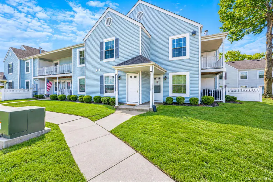 147 Fairview Circle #147, Middle Island, NY 11953 - #2