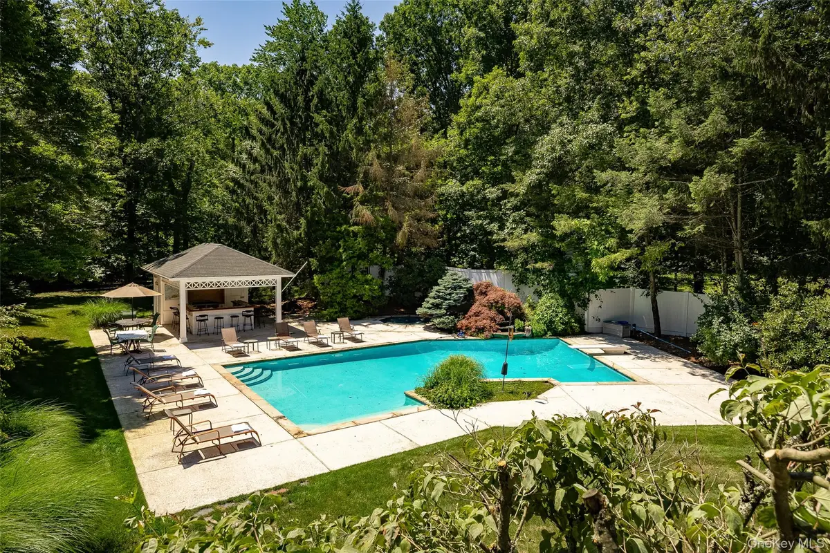 18 Innsbruck Boulevard, Hopewell Junction, NY 12533 - #1