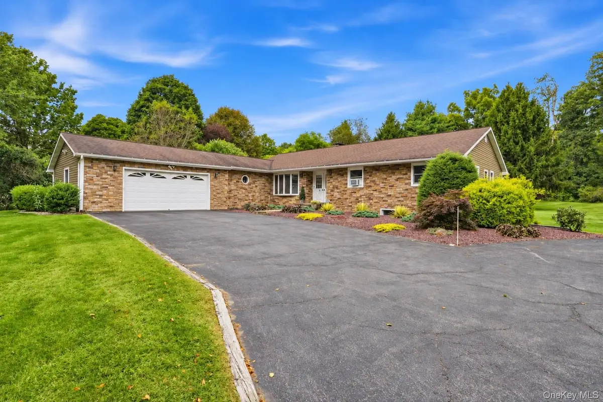 27 Bobolink Lane, Salt Point, NY 12578 - #1