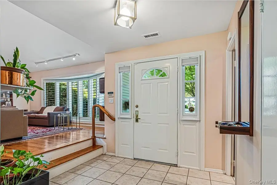 45 Driftwood Drive, Port Washington, NY 11050 - #2