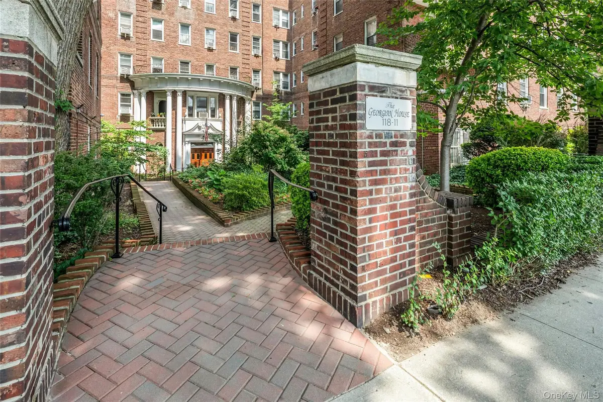 118-11 84 Avenue #406, Kew Gardens, NY 11415 - #1