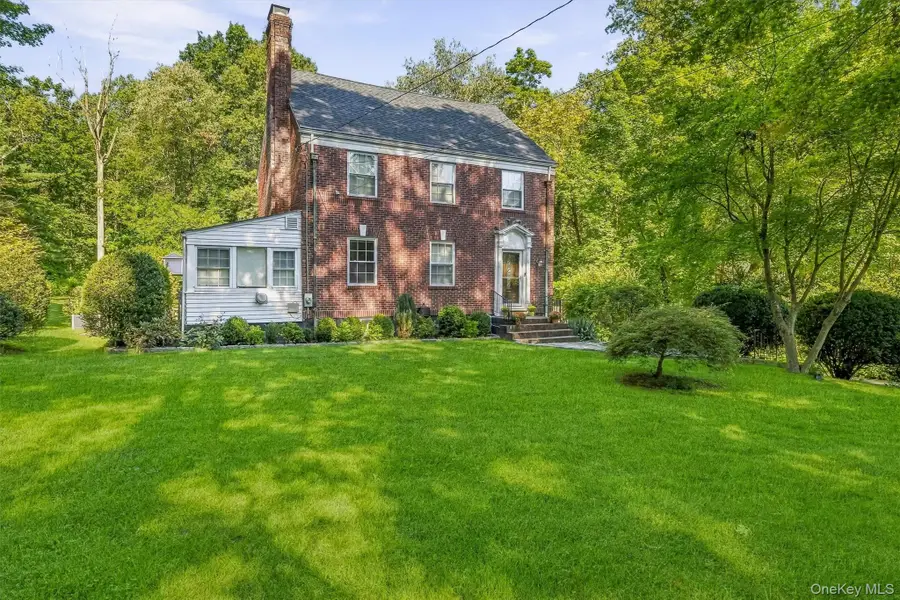 28 Winslow Road, White Plains, NY 10606 - #3