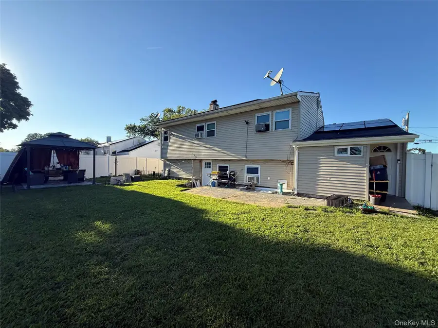 14 Harrison Street, Brentwood, NY 11717 - #2