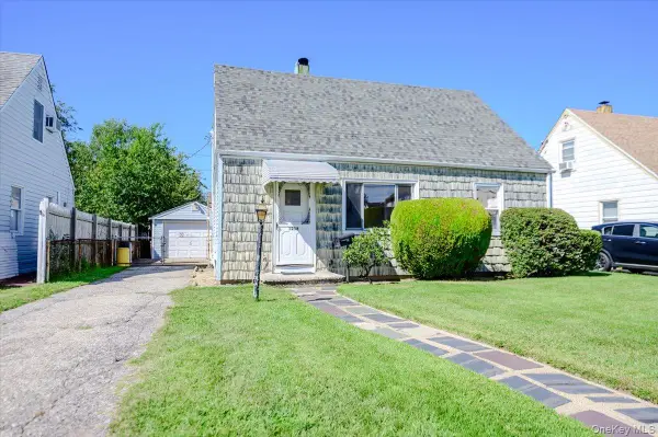 1258 Waverly Street, Hewlett, NY 11557