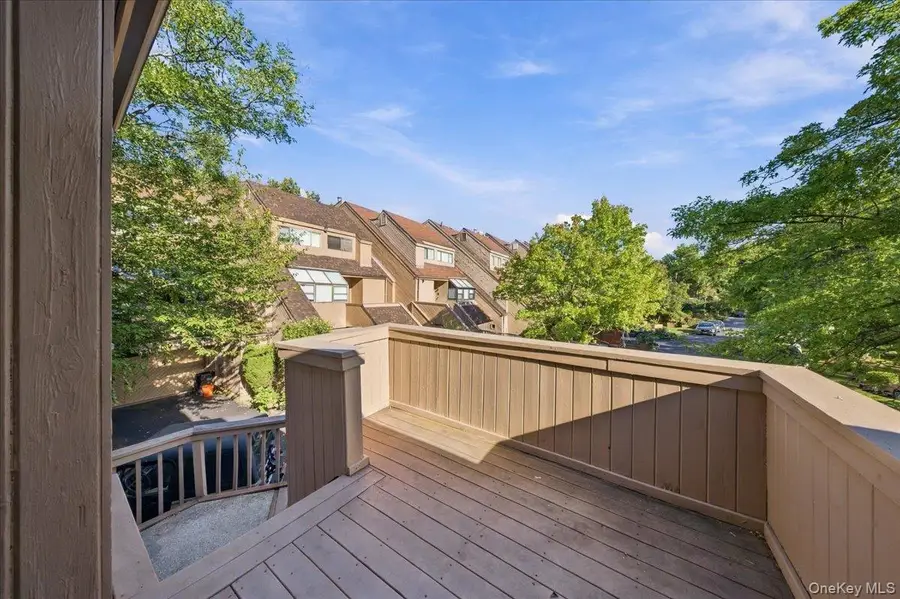 19 John Bean Court, Port Washington, NY 11050 - #2