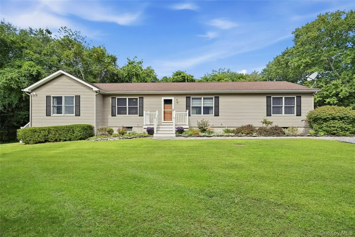 61341 Route 25, Southold, NY 11971 - #1