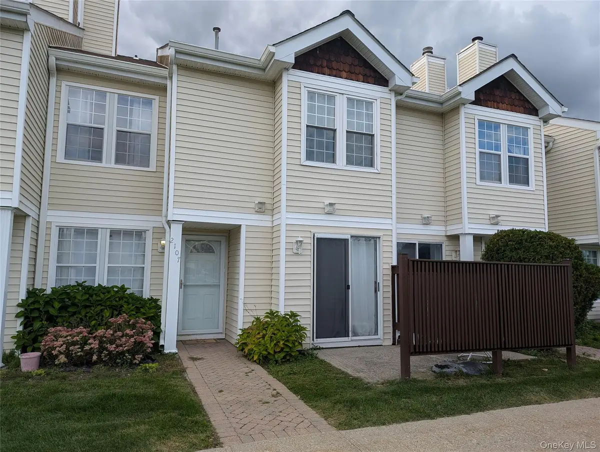 2107 Whispering Hills, Chester, NY 10918 - #1