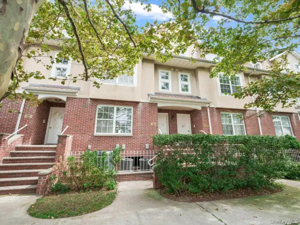 1 Patricia Lane #305, Bronx, NY 10465