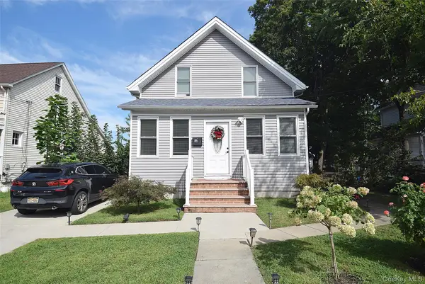 17 Maple Avenue, Port Jefferson, NY 11776
