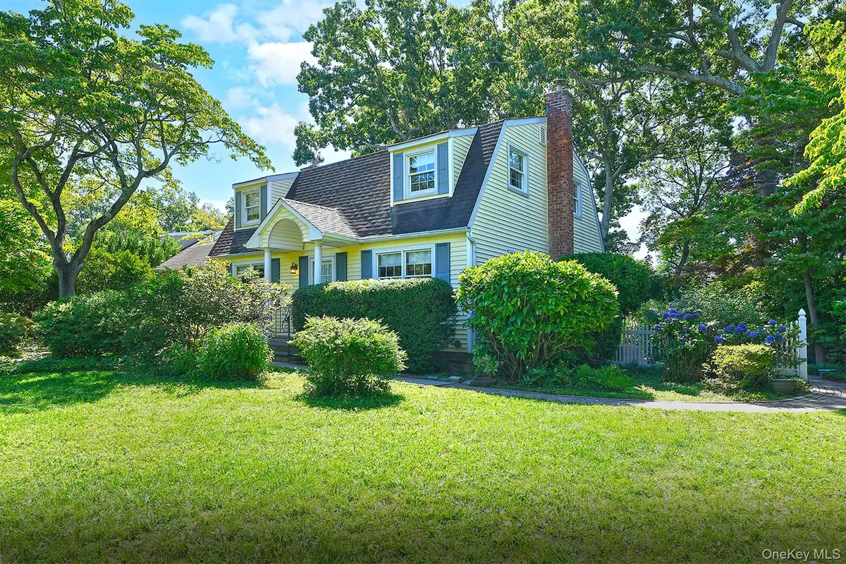 20 Brook Lane, Smithtown, NY 11787 - #1