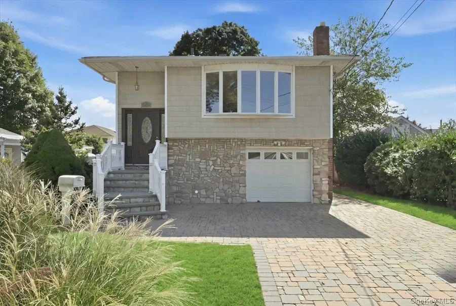 6 Adam Road W, Massapequa, NY 11758 - #2