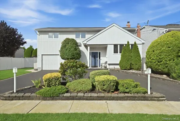 2872 Bayview Avenue, Wantagh, NY 11793