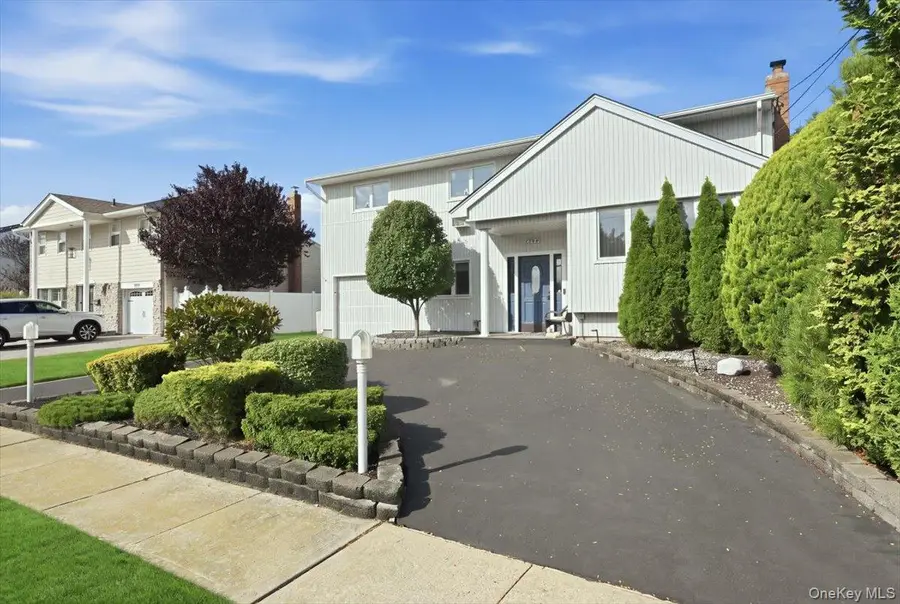 2872 Bayview Avenue, Wantagh, NY 11793 - #3