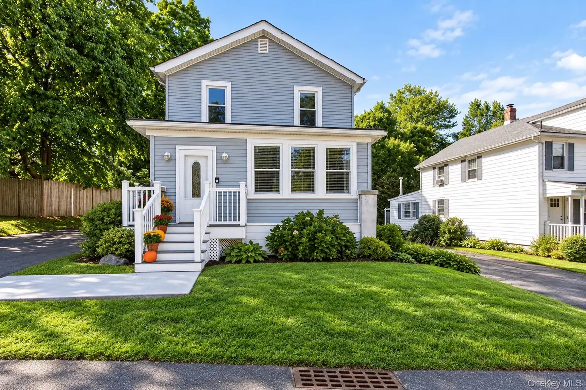18 St Joseph Place, New Windsor, NY 12553 - #1