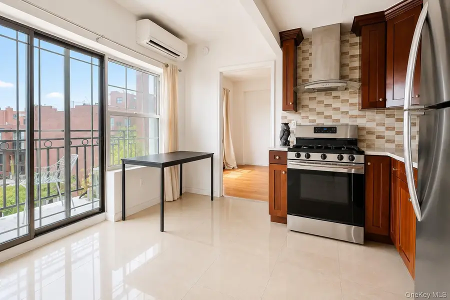 7166 Parsons Boulevard #6C, Flushing, NY 11365 - #3